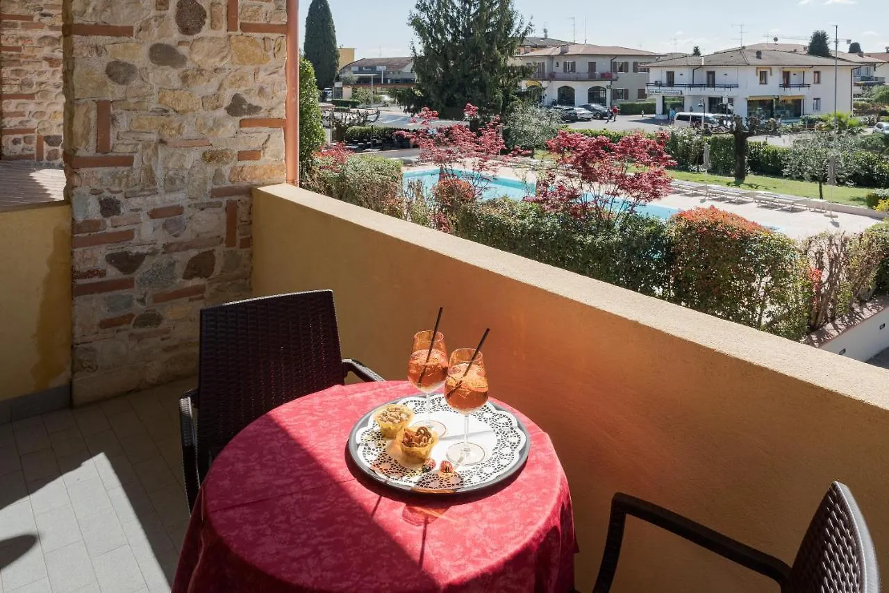 Hotel Gardenia סירמיונה