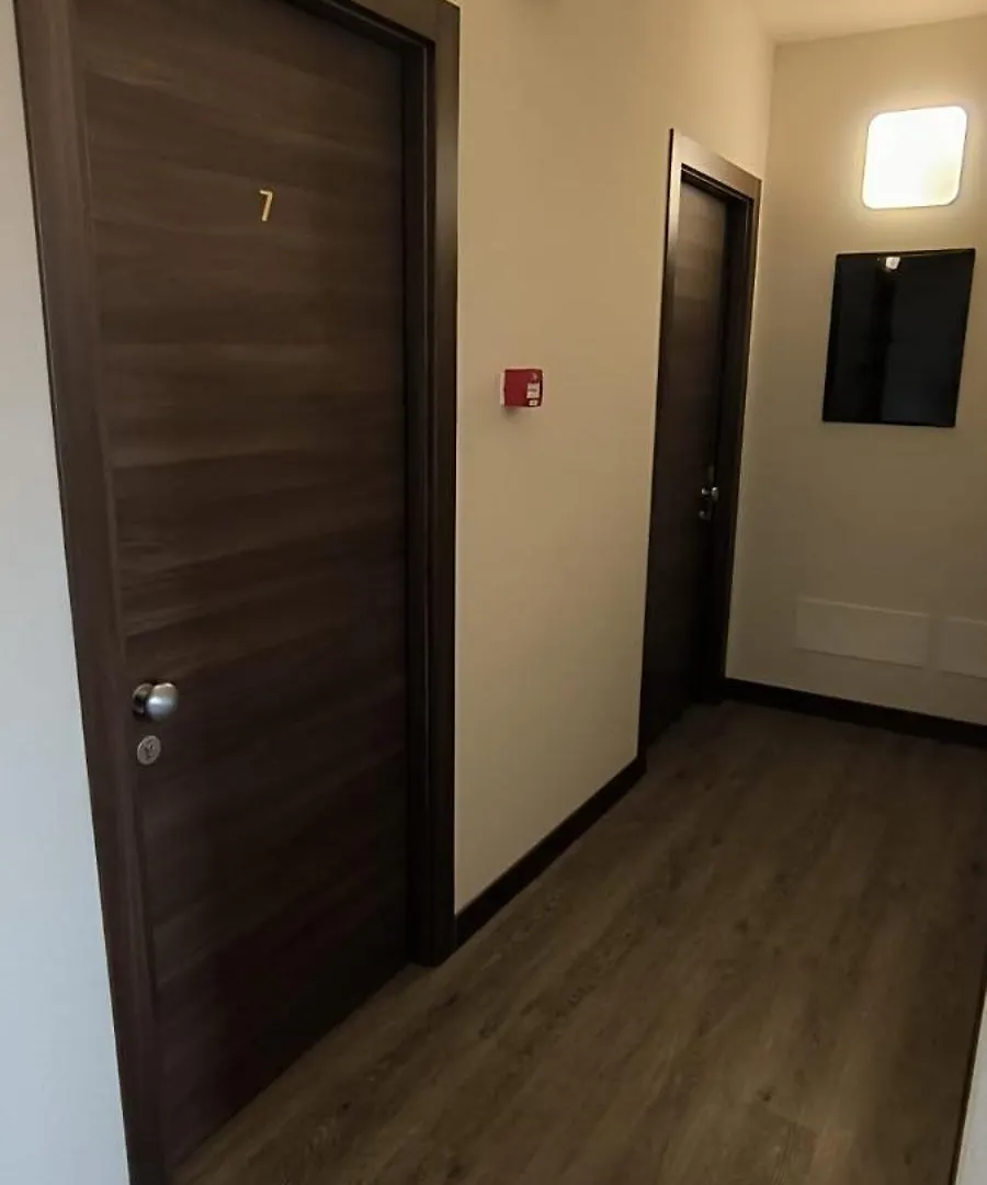Hotel Gardenia סירמיונה