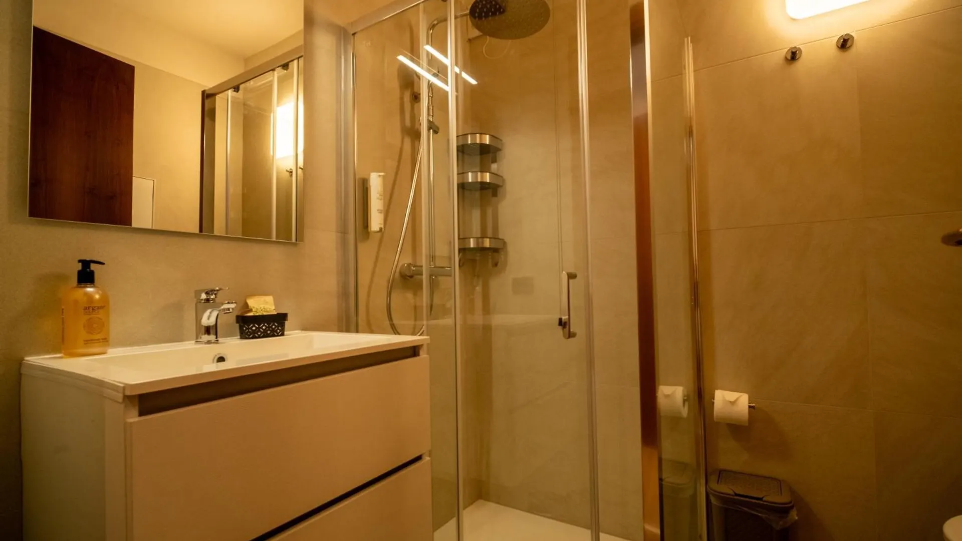 ***  Hotel Gardenia סירמיונה איטליה