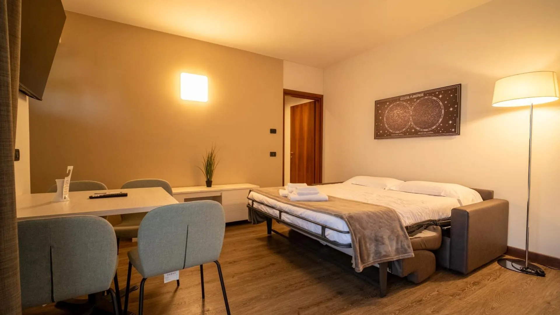 Hotel Gardenia סירמיונה