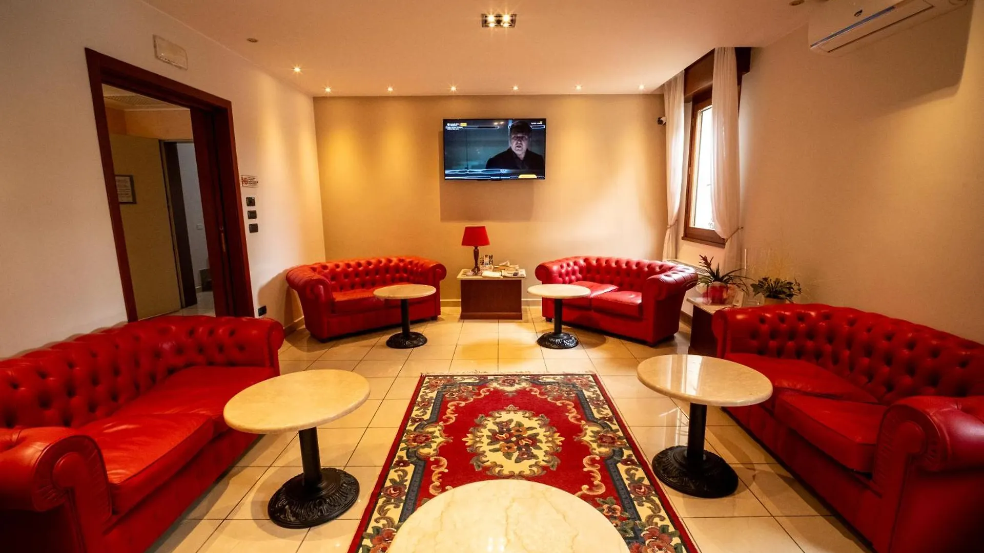Hotel Gardenia סירמיונה 3*,  איטליה