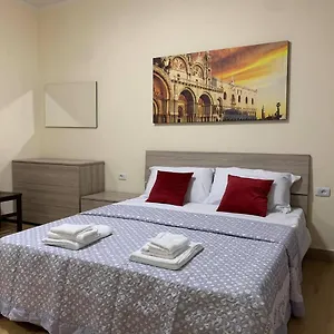 Chowdhury House , Mestre Itália