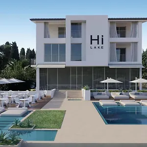 Hi - Lakeview Pool Hotell