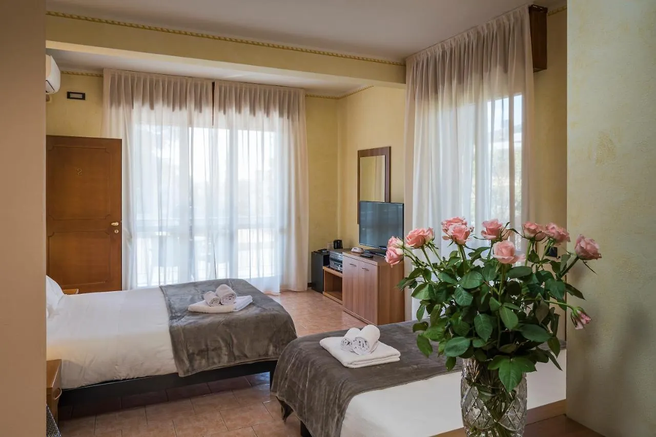 Hotel Gardenia Sirmione 3*,